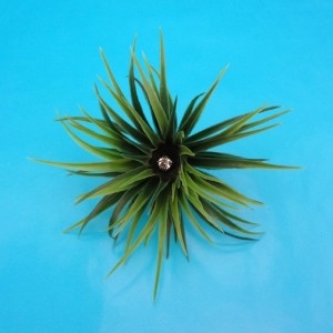 brooch_grass_lar_5224908e42956