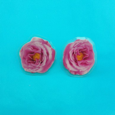 earing rose pink