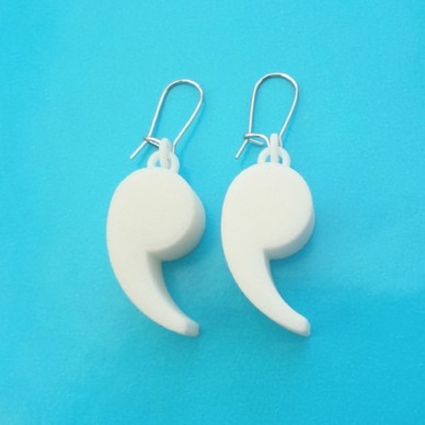 earring comma white