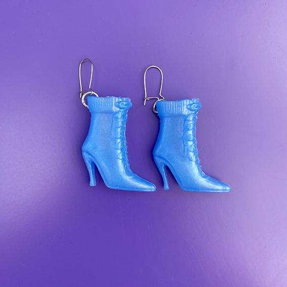 earring shoe blue on purple 72