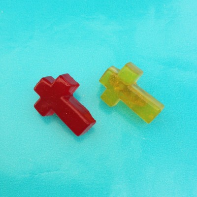 brooch resin cross 2 x 72