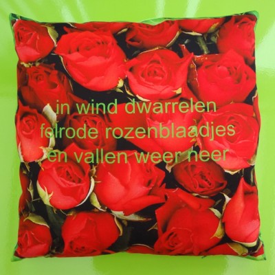 cushion roses red 72 kopie