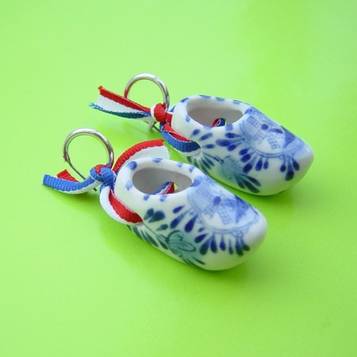 earring made in holland ceramics 72