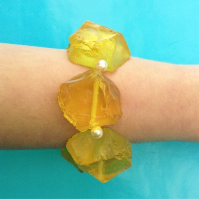 41bracelet resin chunk yellow 72