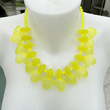 necklace fish yellow fluor 72
